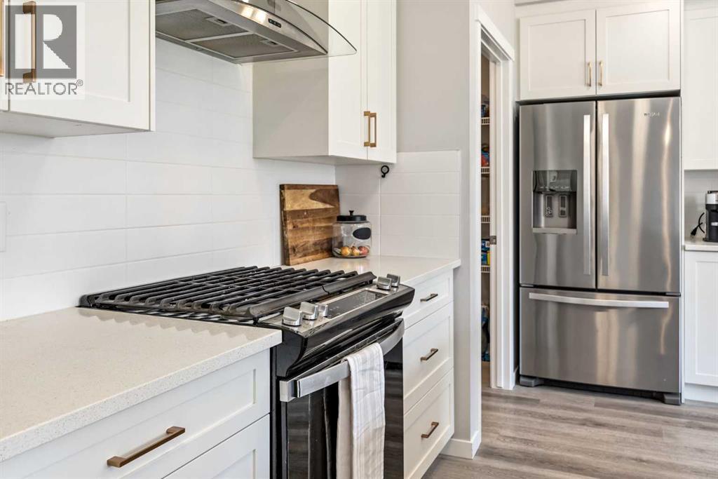 Photo 13 of 66 Magnolia Terrace Se, Calgary AB