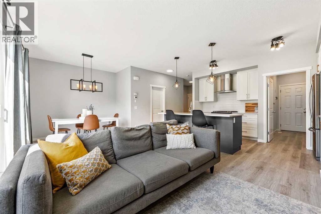 Photo 7 of 66 Magnolia Terrace Se, Calgary AB