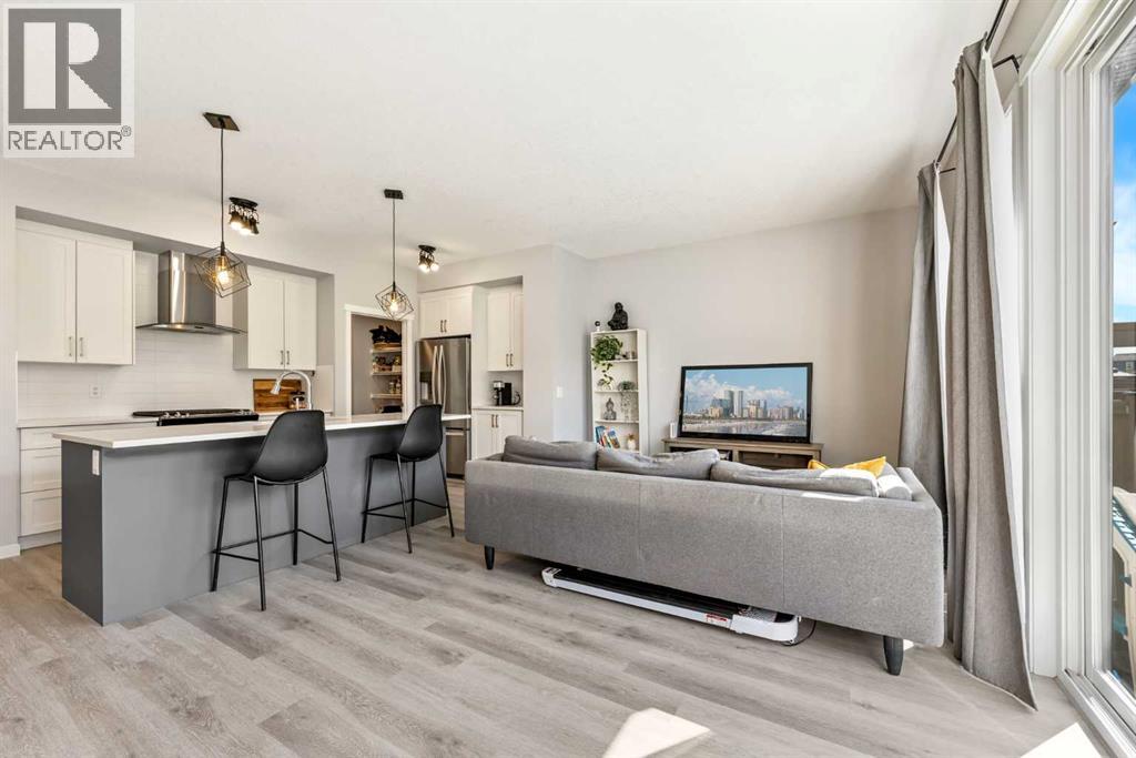 Photo 8 of 66 Magnolia Terrace Se, Calgary AB