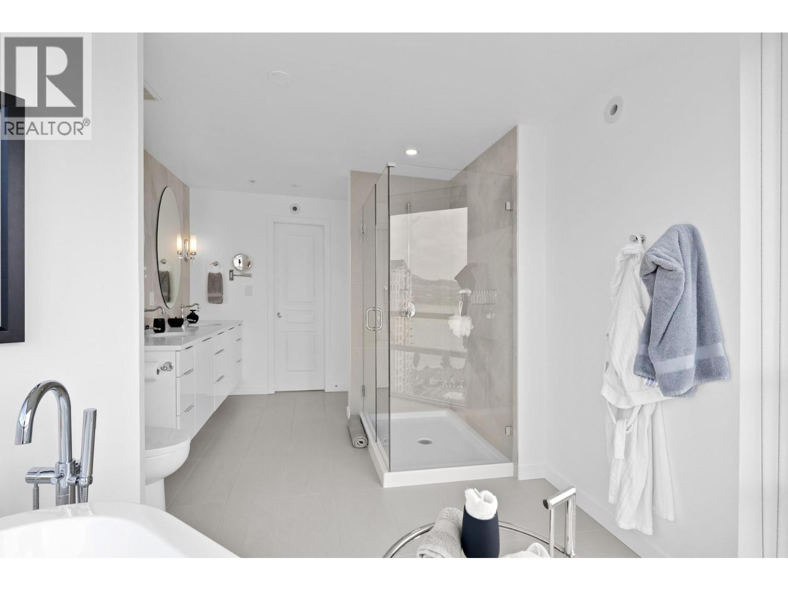 Photo 41 of 1151 Sunset Drive Unit 1701, Kelowna BC