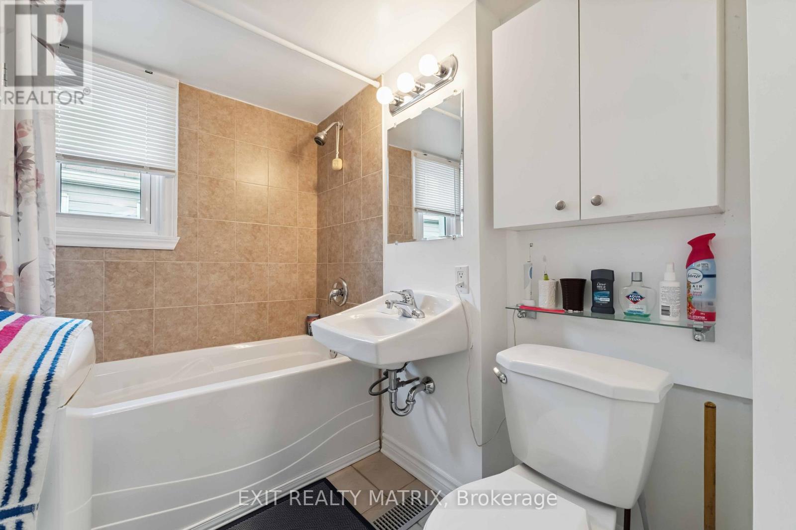 Photo 29 of 347 Shakespeare Street, Ottawa ON