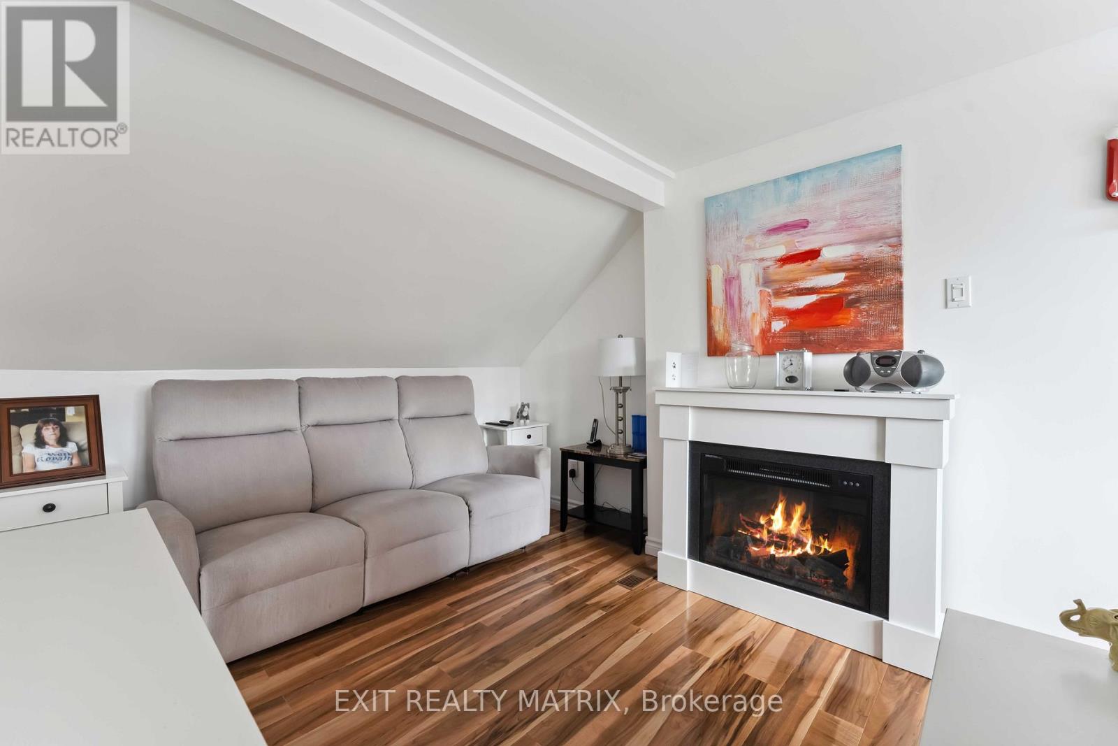Photo 26 of 347 Shakespeare Street, Ottawa ON
