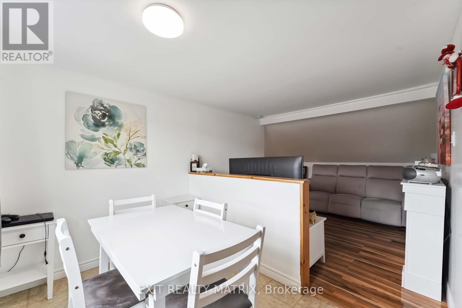 Photo 24 of 347 Shakespeare Street, Ottawa ON