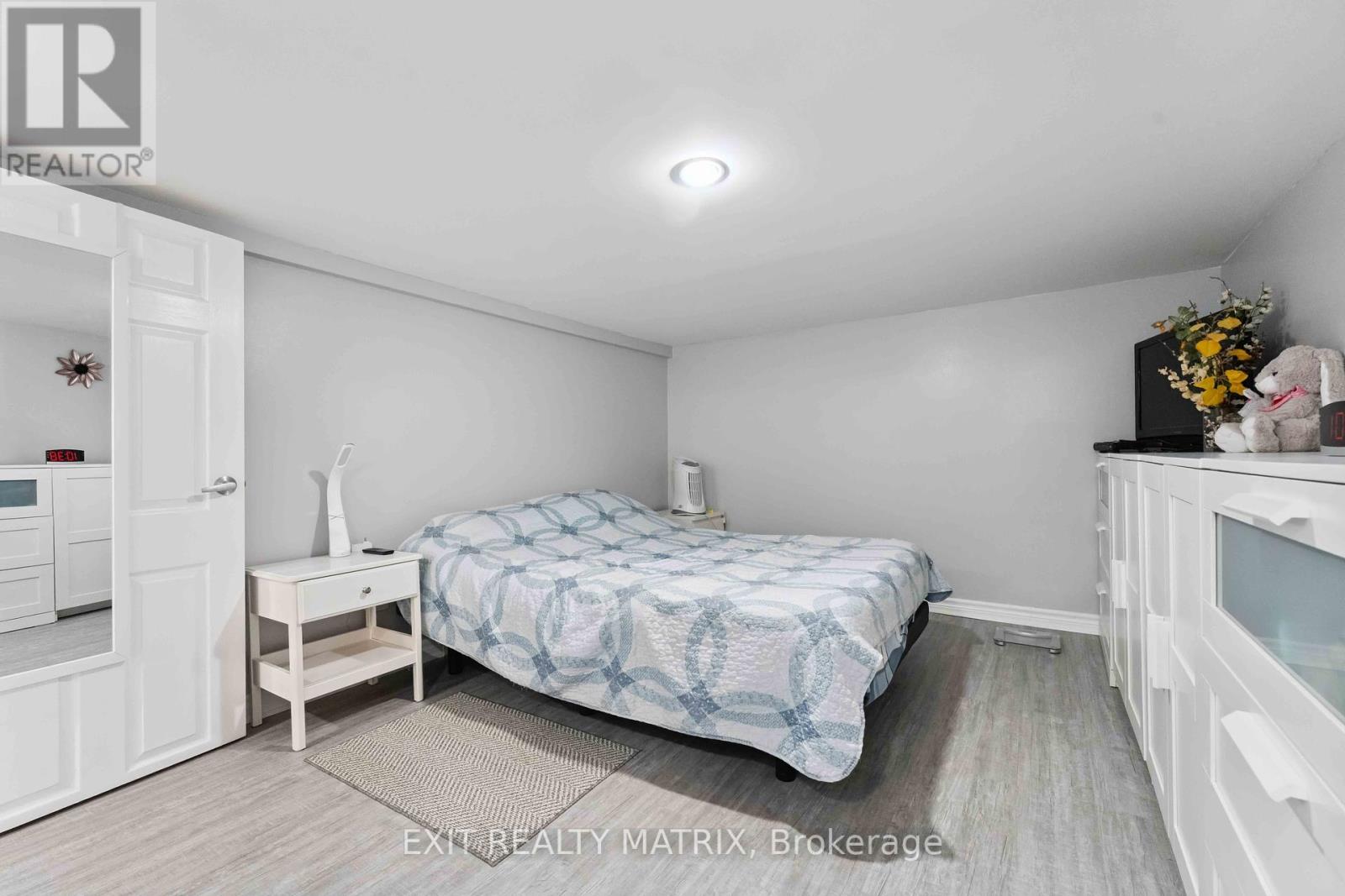 Photo 38 of 347 Shakespeare Street, Ottawa ON
