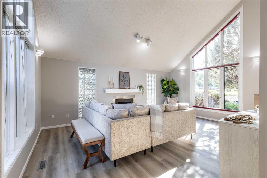 Photo 7 of 63 Palliser Way Ne, Medicine Hat AB