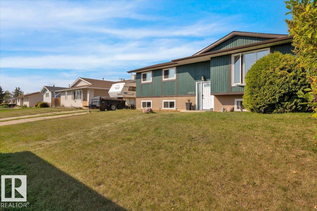 Photo 2 of 4518 48 Av, Gibbons AB