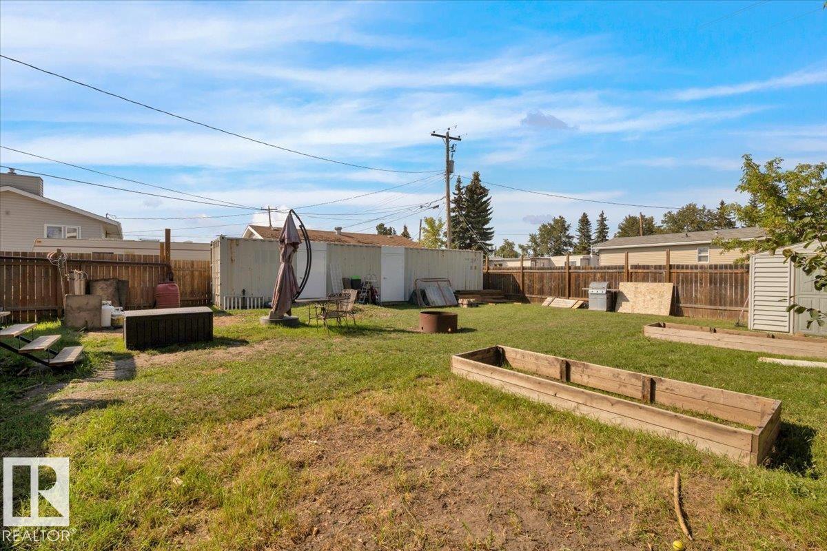 Photo 42 of 4518 48 Av, Gibbons AB