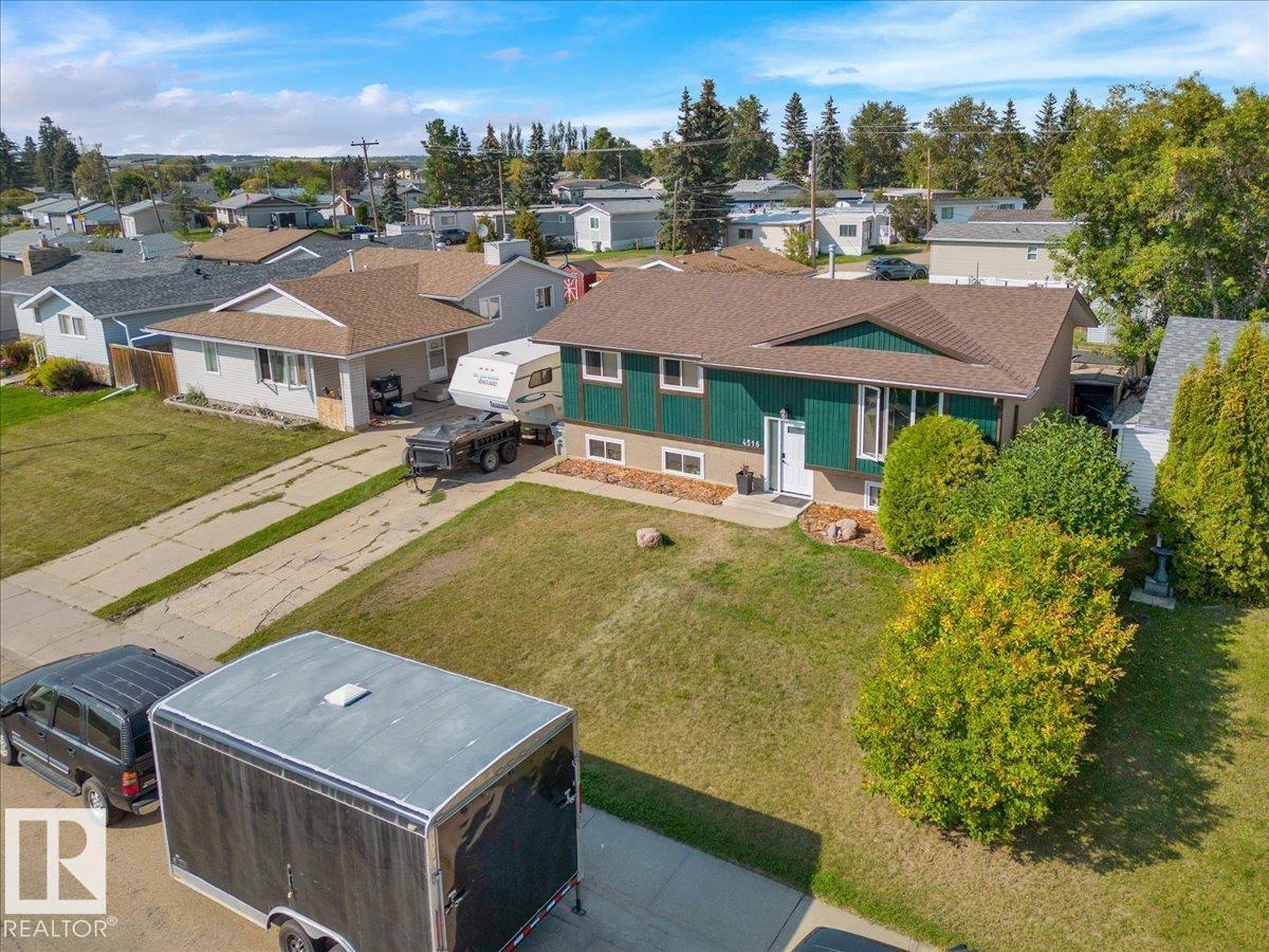 Photo 45 of 4518 48 Av, Gibbons AB