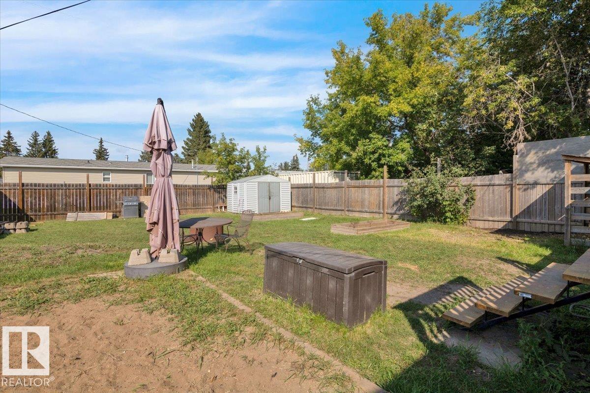 Photo 41 of 4518 48 Av, Gibbons AB