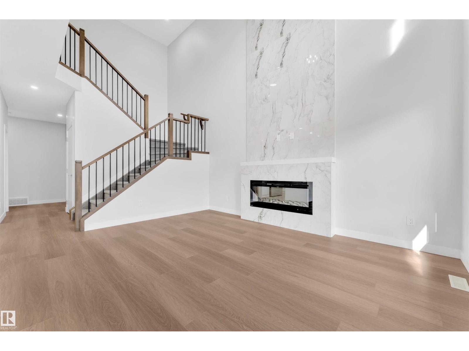 Photo 16 of 204 Crystal Creek Dr, Leduc AB