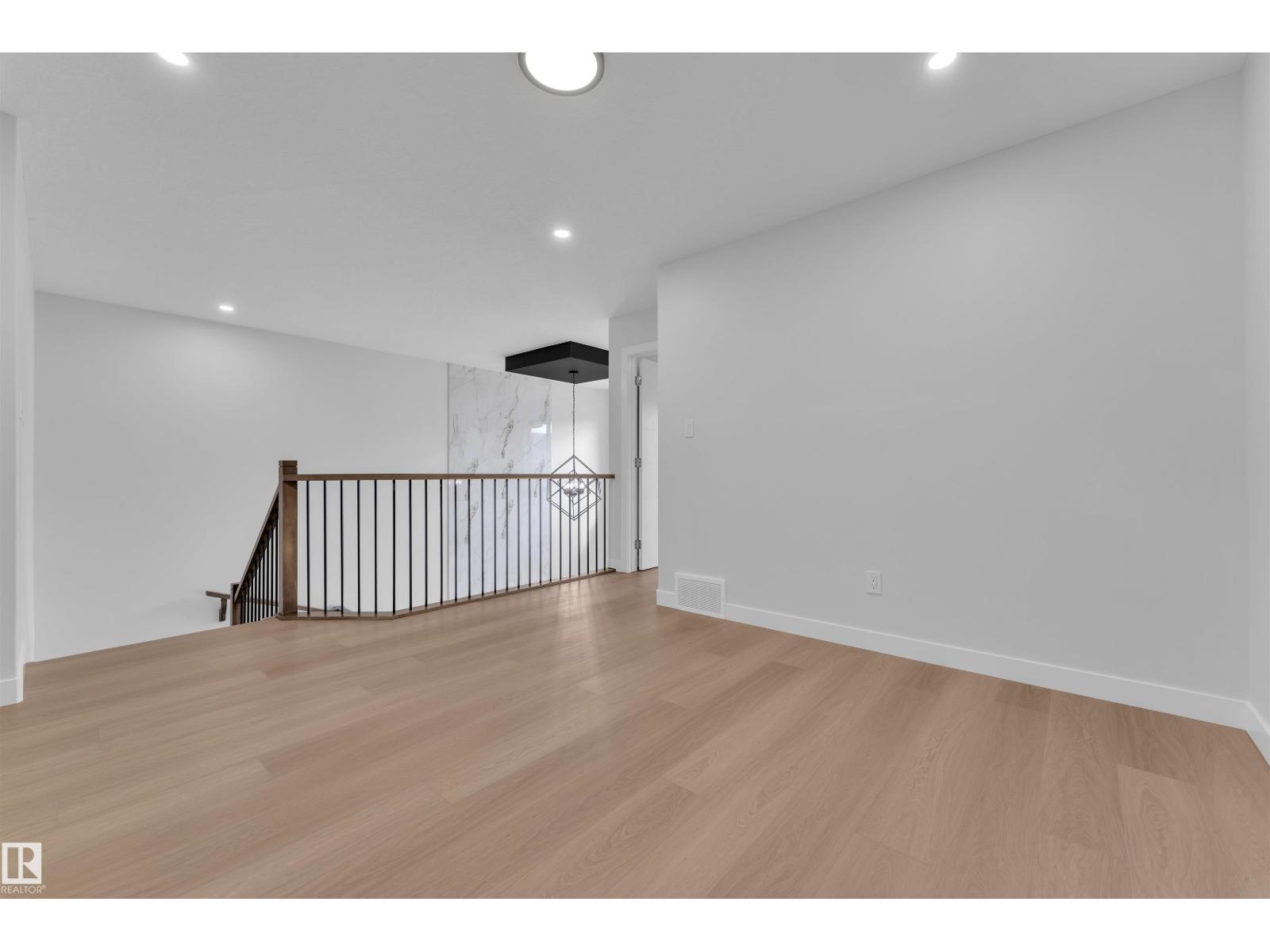 Photo 21 of 204 Crystal Creek Dr, Leduc AB