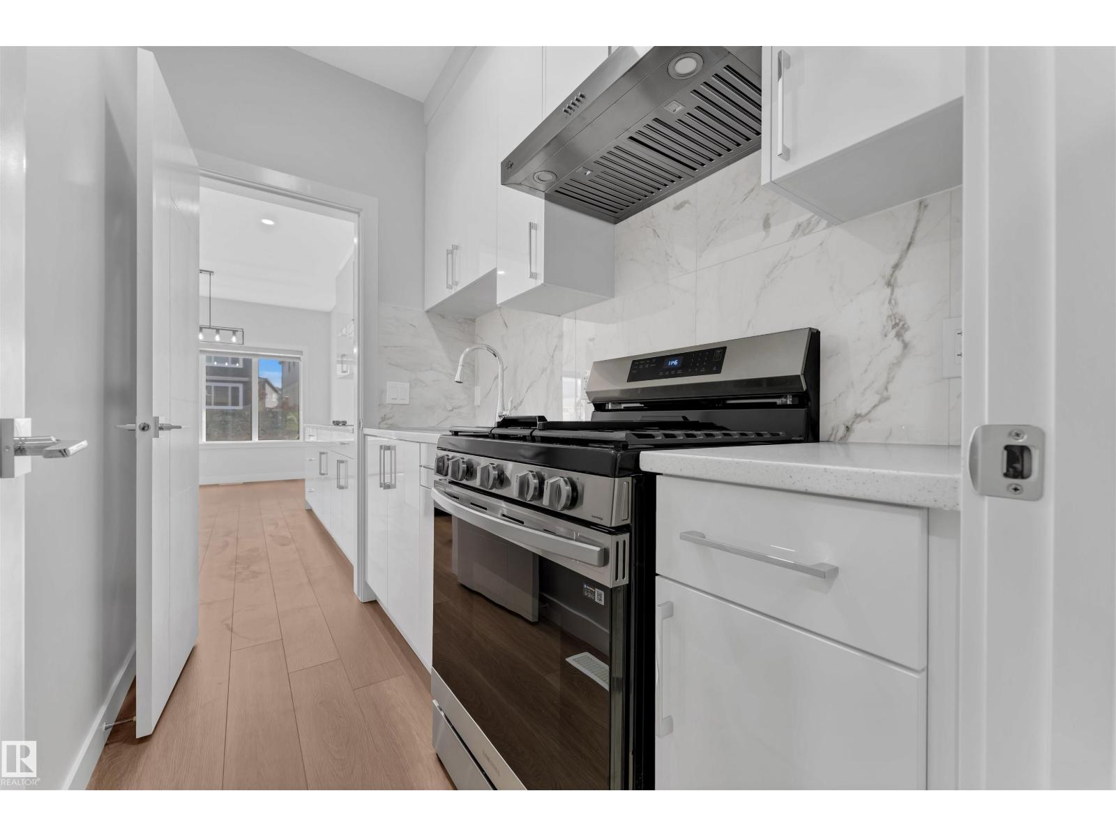 Photo 9 of 204 Crystal Creek Dr, Leduc AB