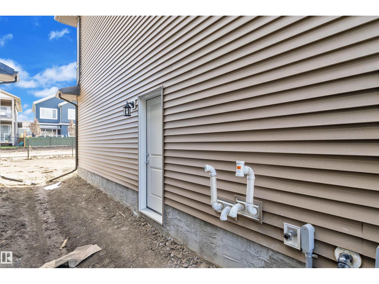 Photo 35 of 204 Crystal Creek Dr, Leduc AB
