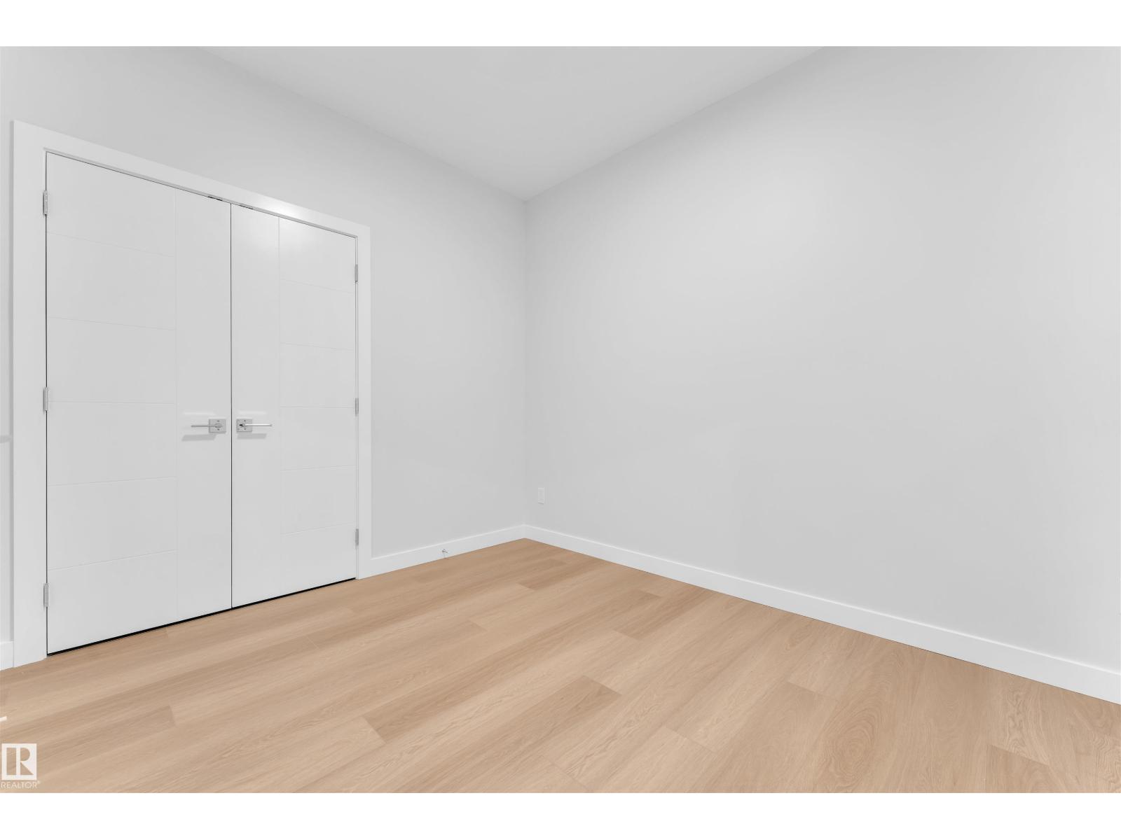 Photo 4 of 204 Crystal Creek Dr, Leduc AB