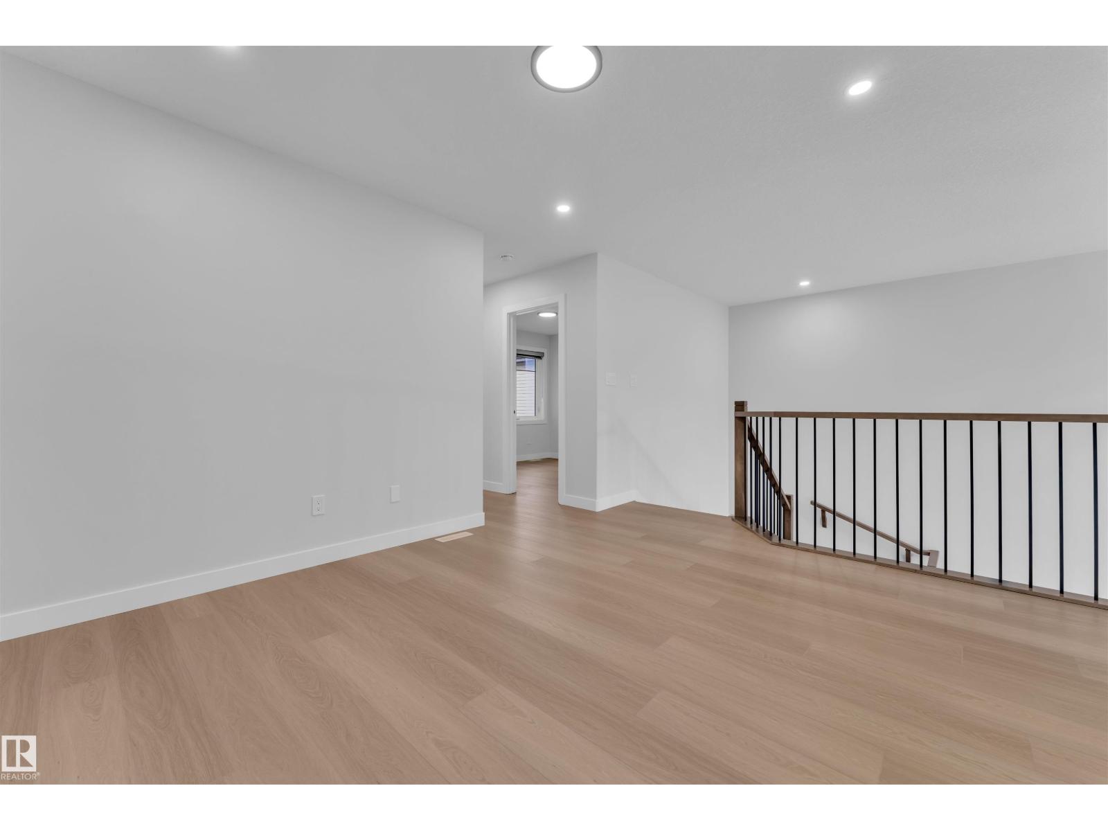 Photo 22 of 204 Crystal Creek Dr, Leduc AB