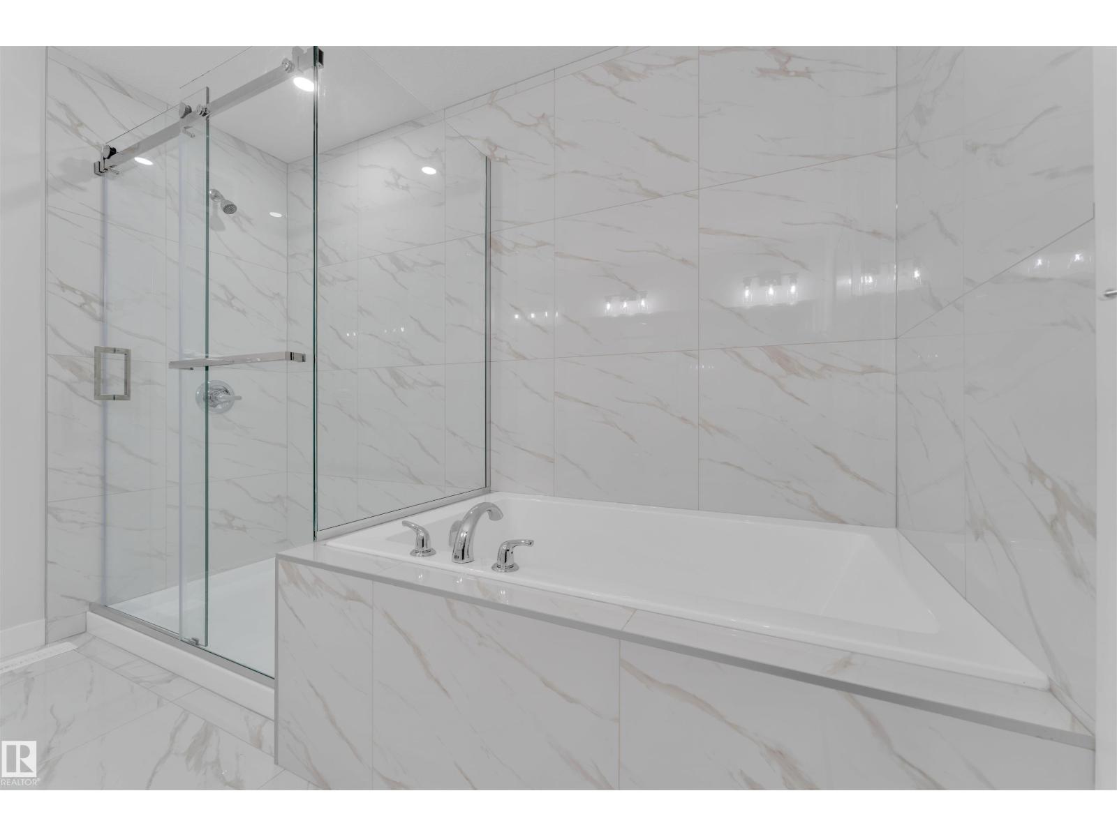 Photo 33 of 204 Crystal Creek Dr, Leduc AB