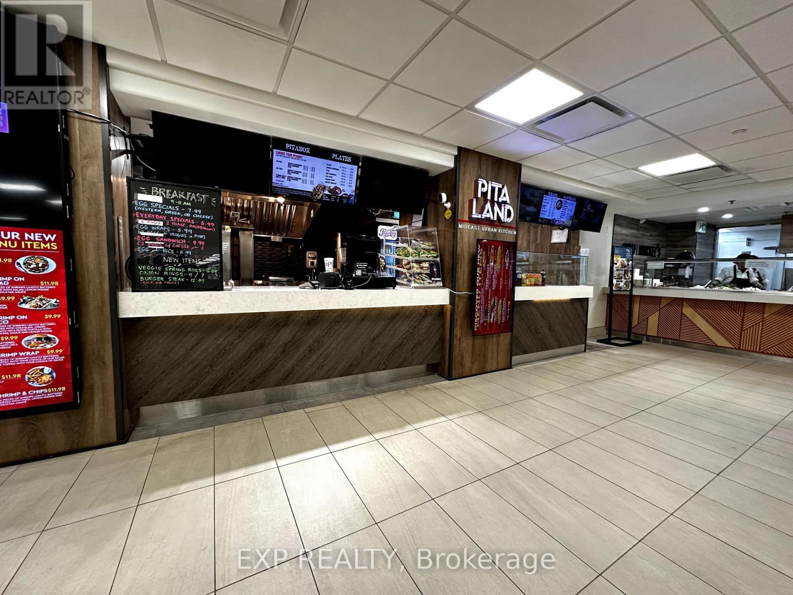 Photo 4 of 7 100 Queensway W, Mississauga ON