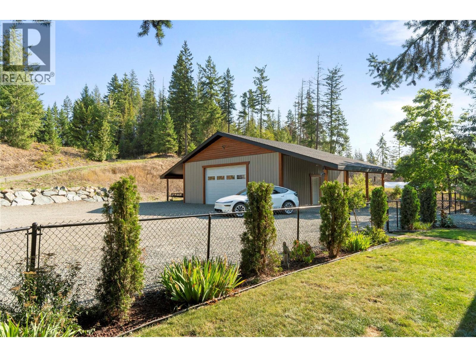 Photo 11 of 5327 Squilax Anglemont Road, Celista BC