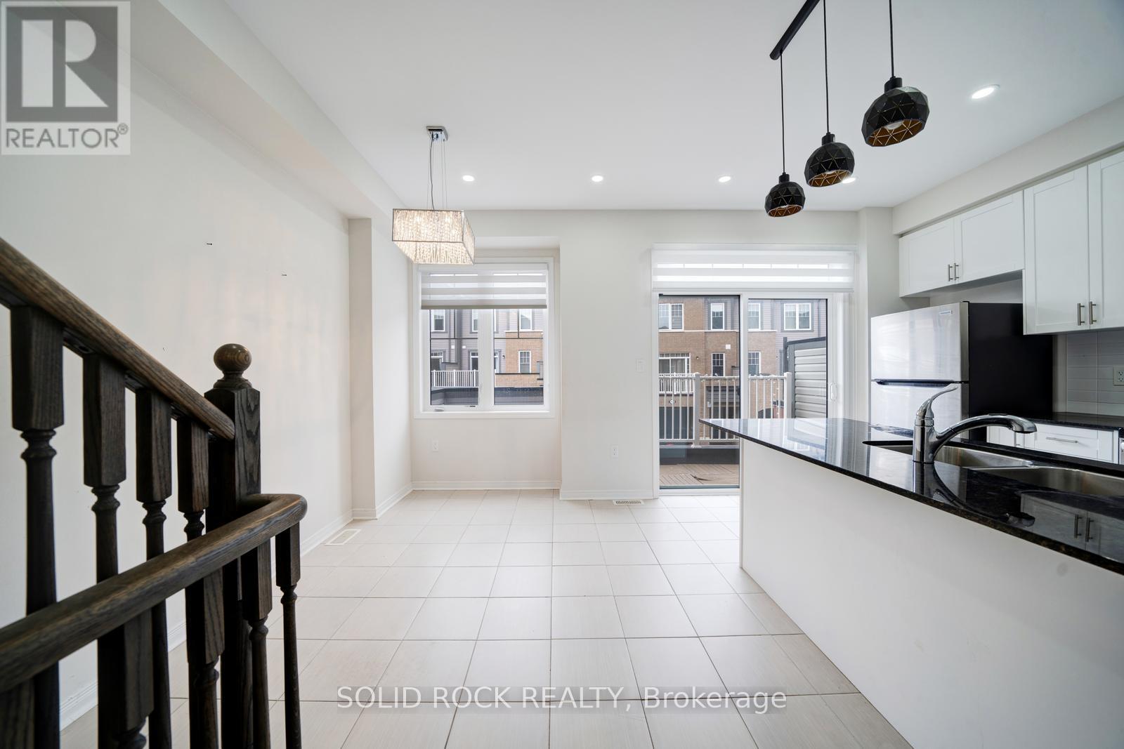 Photo 17 of 840 Atwater Path, Oshawa ON