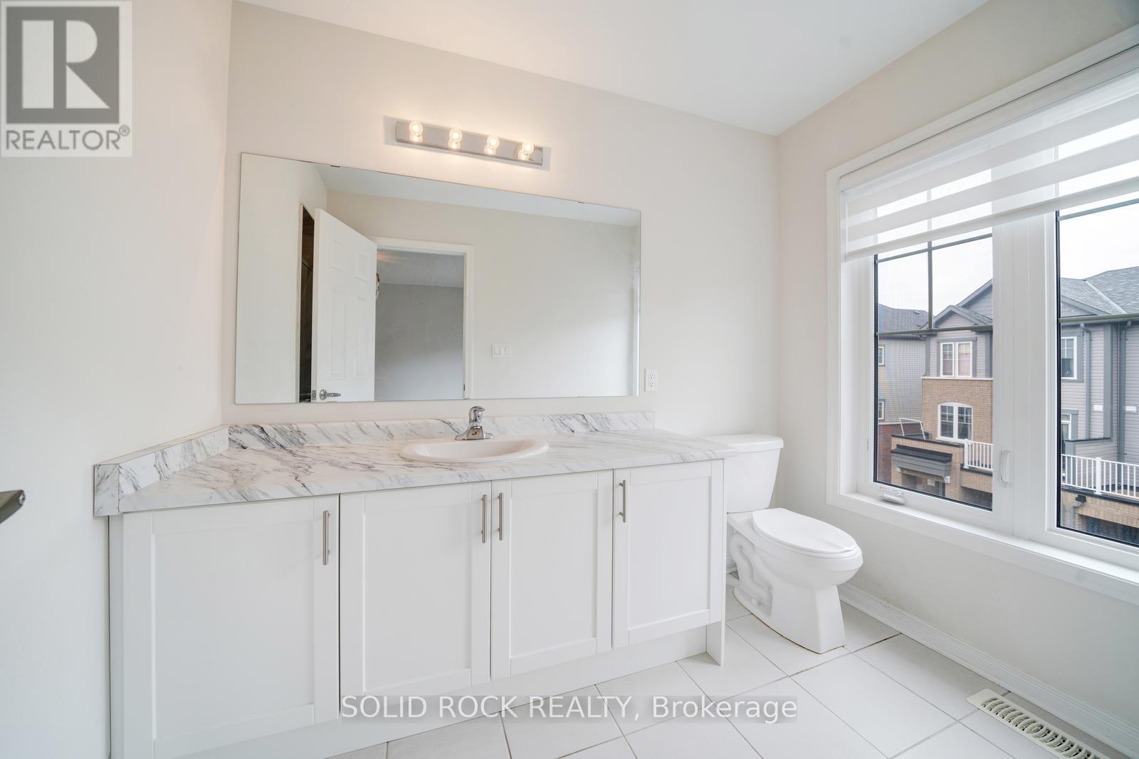 Photo 36 of 840 Atwater Path, Oshawa ON