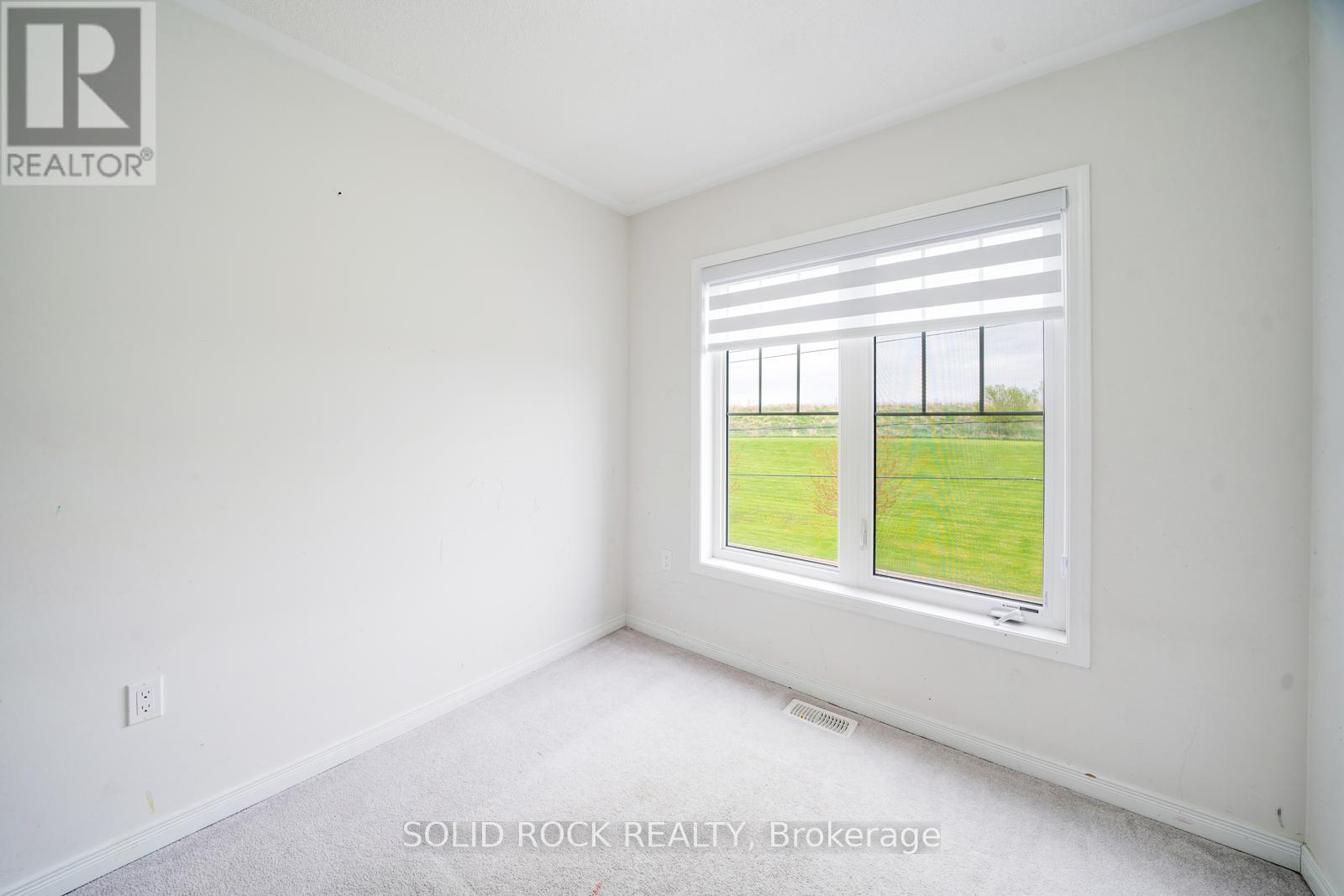 Photo 40 of 840 Atwater Path, Oshawa ON
