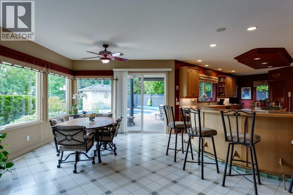 1061 Avondale Place - 20