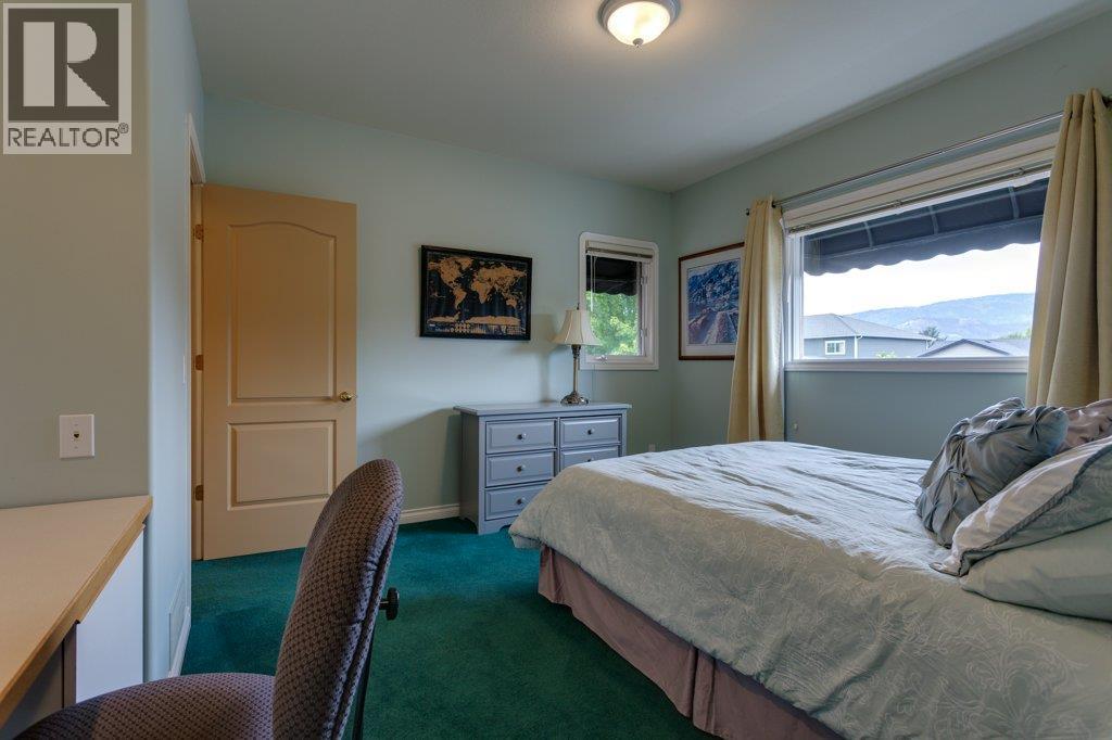 1061 Avondale Place - 53