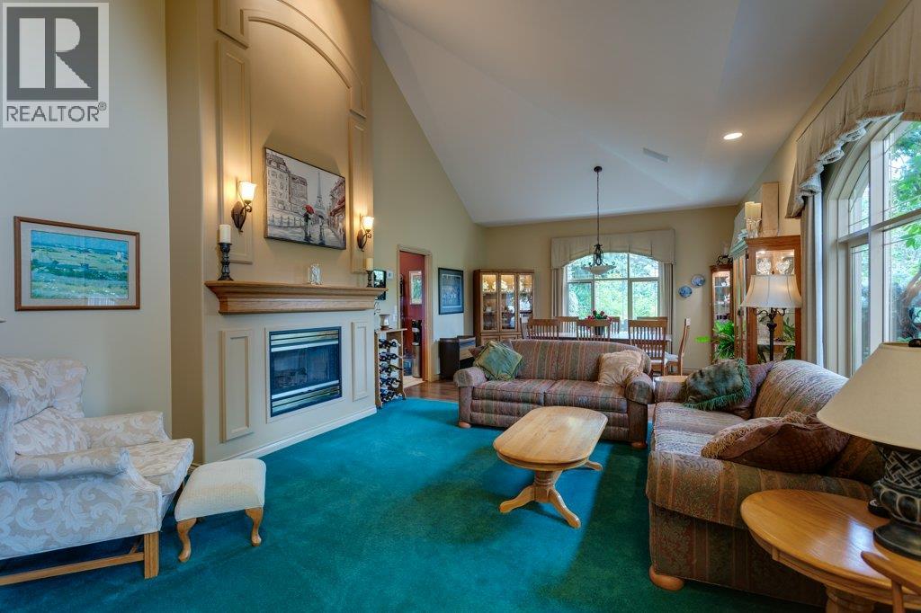 1061 Avondale Place - 10