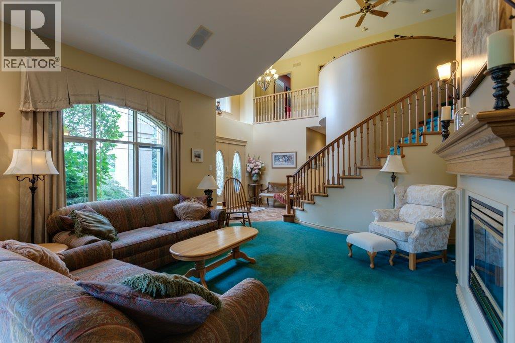 1061 Avondale Place - 11