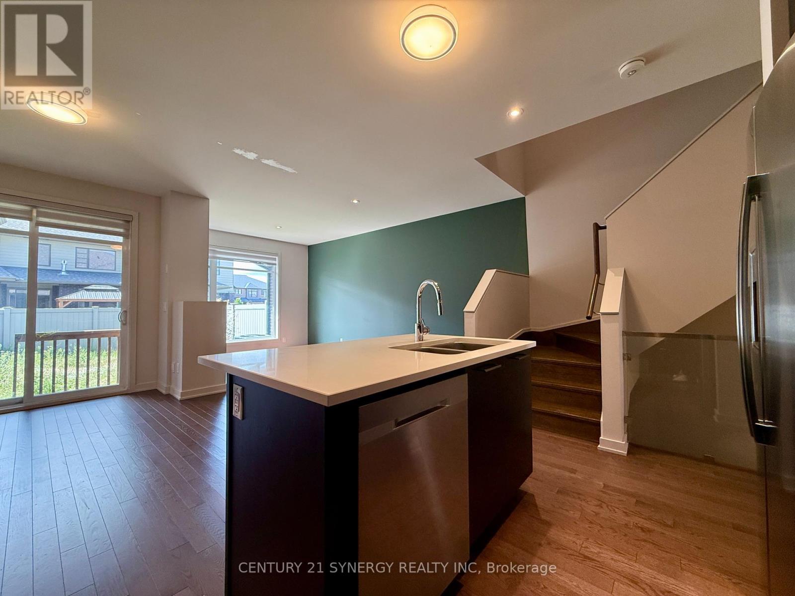 Photo 11 of 671 Odyssey Way, Ottawa ON