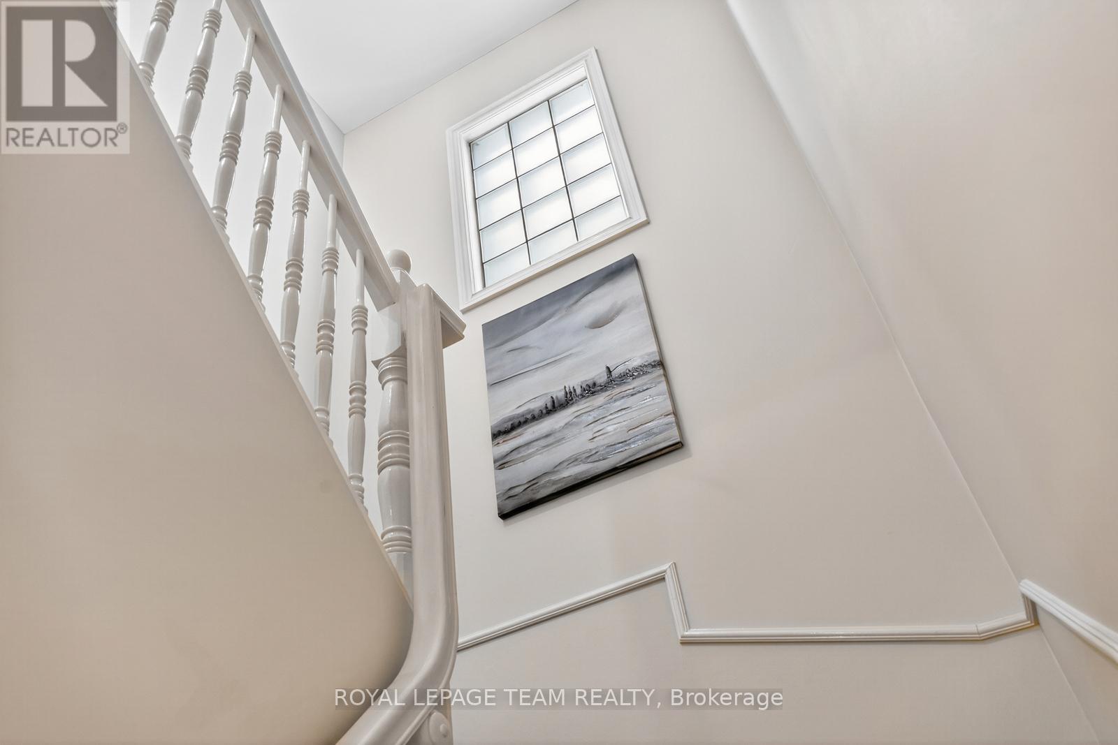 Photo 22 of 9 292 Laurier Avenue, Ottawa ON