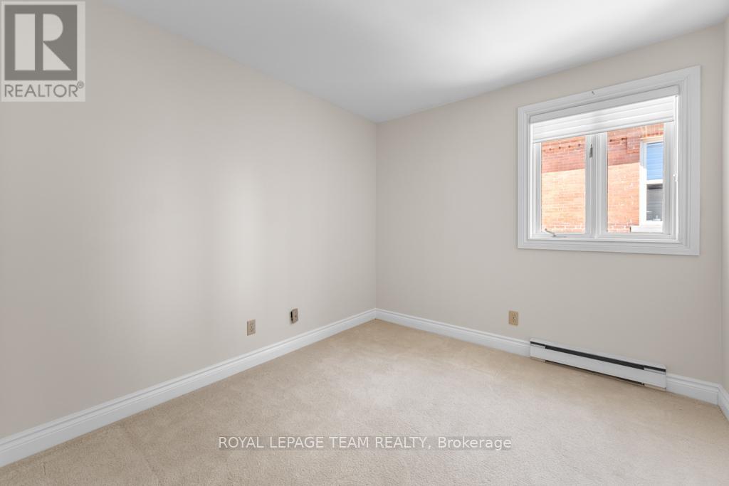 Photo 24 of 9 292 Laurier Avenue, Ottawa ON