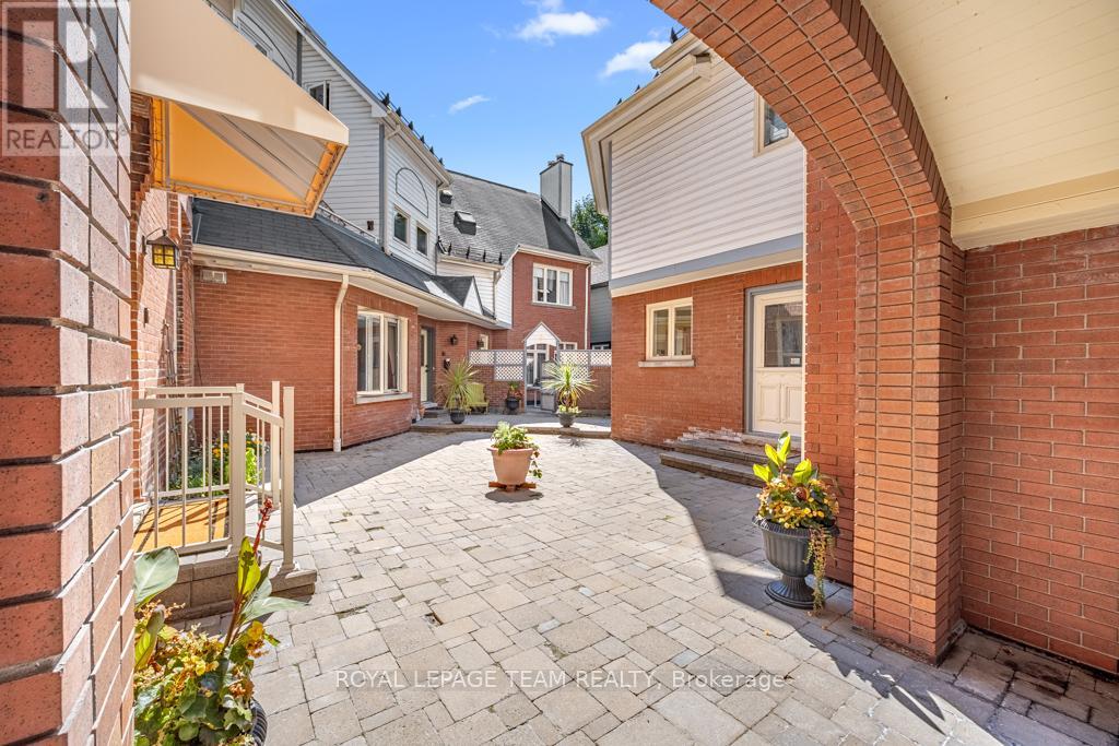 Photo 30 of 9 292 Laurier Avenue, Ottawa ON