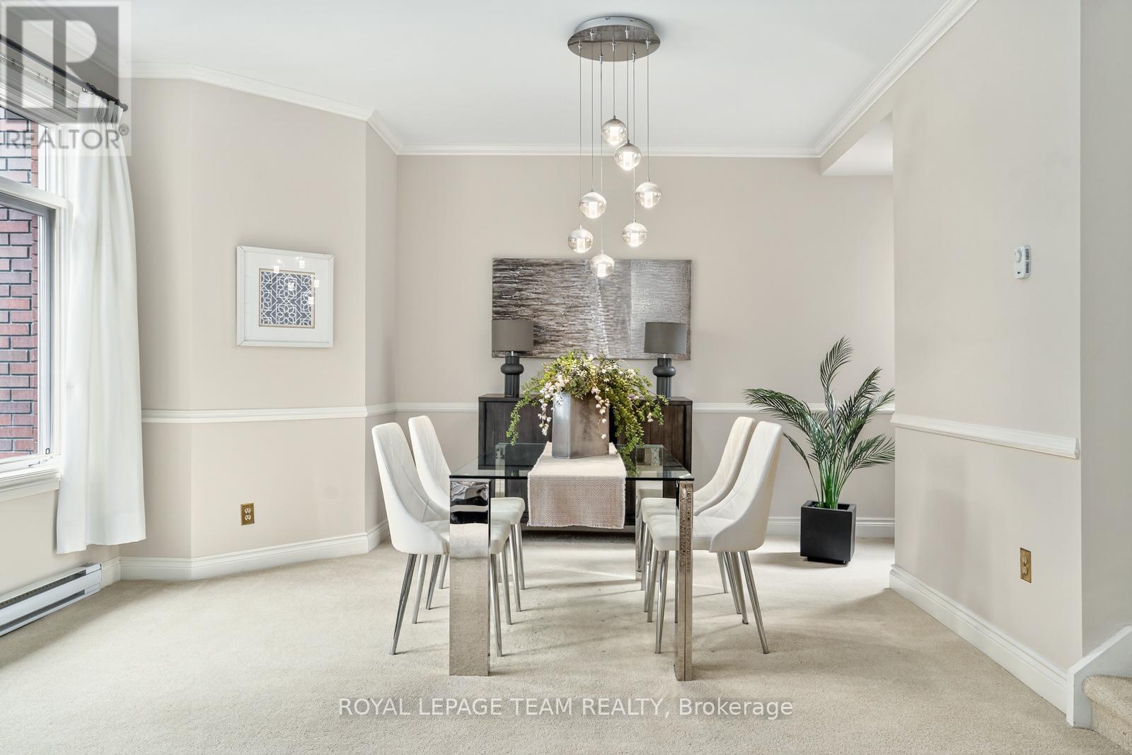 Photo 6 of 9 292 Laurier Avenue, Ottawa ON