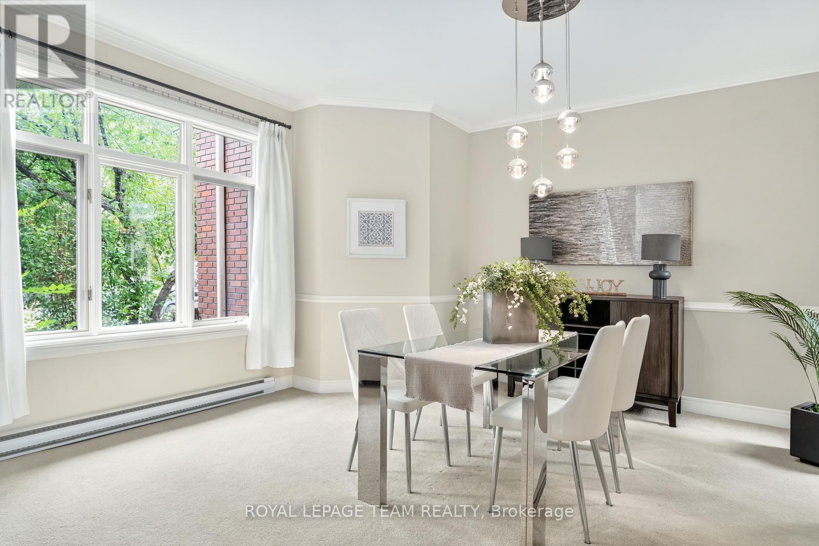 Photo 7 of 9 292 Laurier Avenue, Ottawa ON