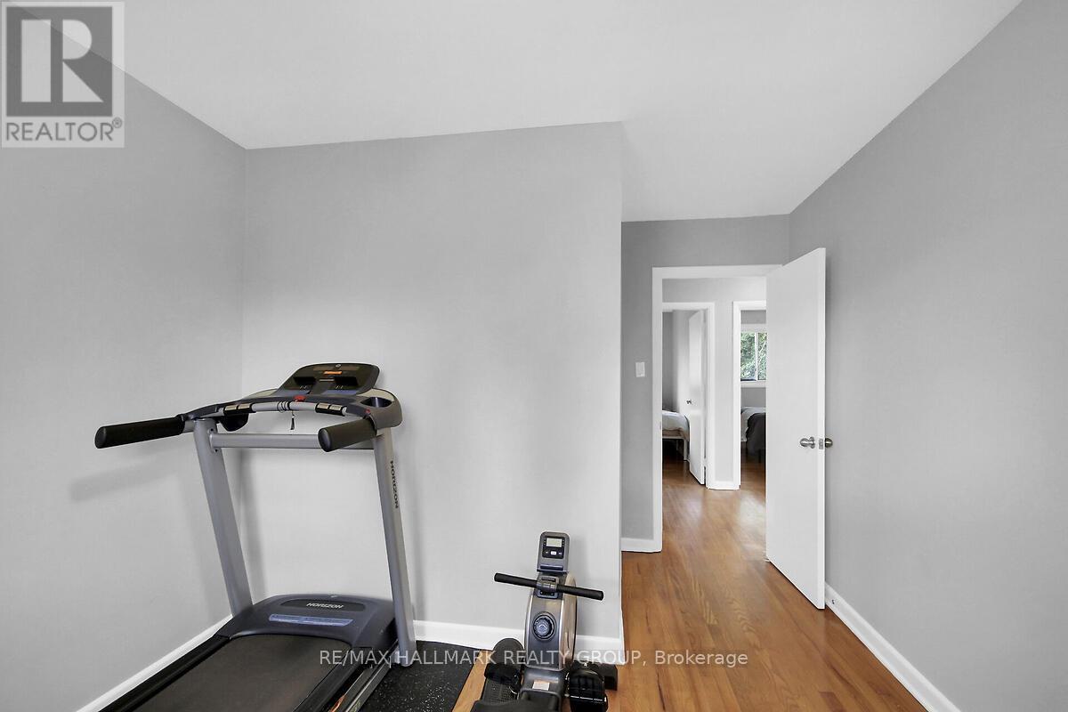 Photo 27 of 904 Pinewood Crescent, Ottawa ON
