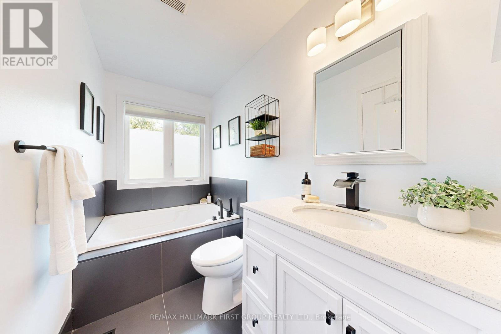 Photo 22 of 58 1100 Begley Street, Pickering ON