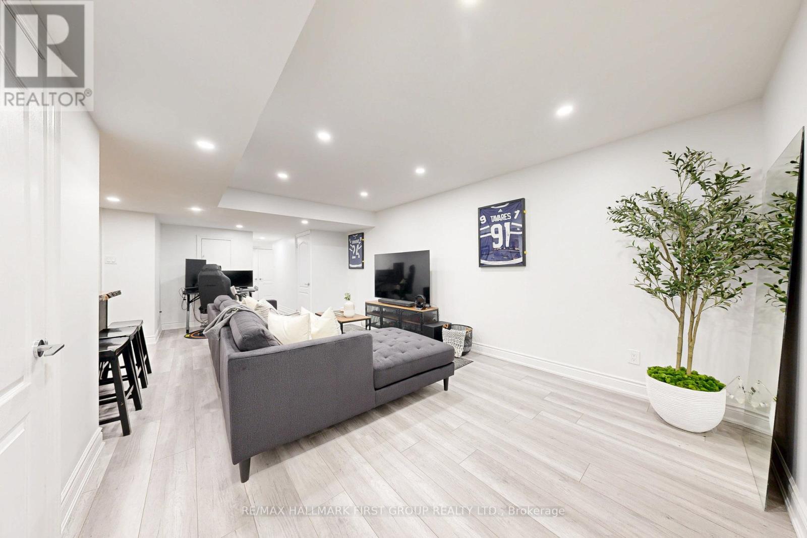 Photo 33 of 58 1100 Begley Street, Pickering ON