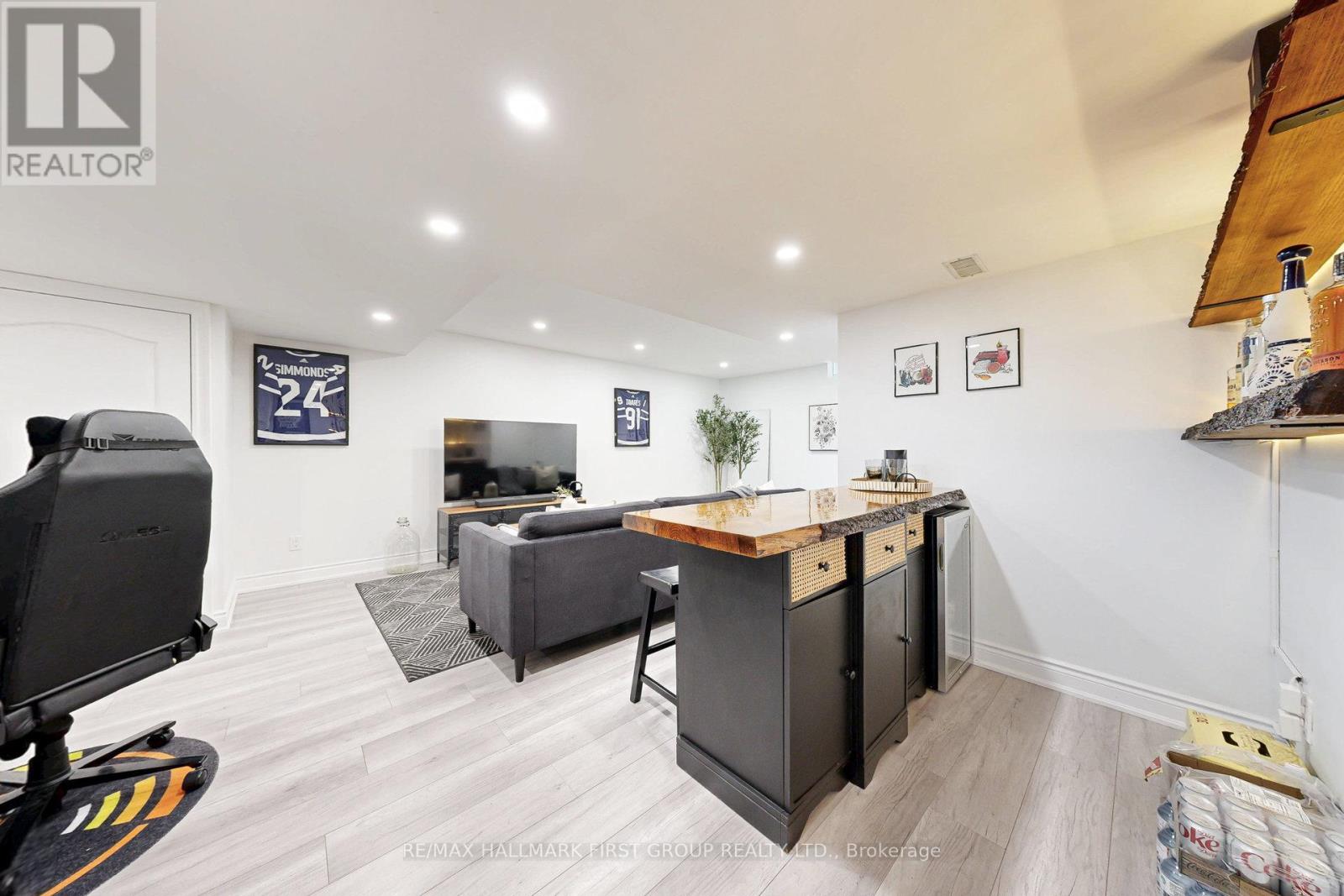 Photo 35 of 58 1100 Begley Street, Pickering ON