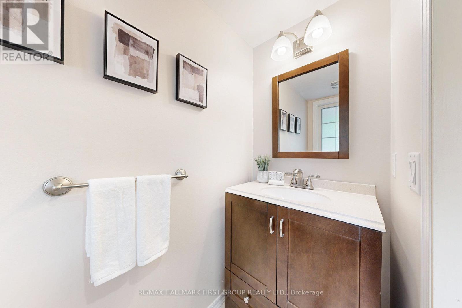 Photo 5 of 58 1100 Begley Street, Pickering ON