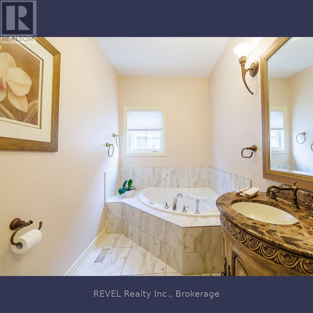 Photo 8 of 2 Seyval Place, Niagaraonthelake ON