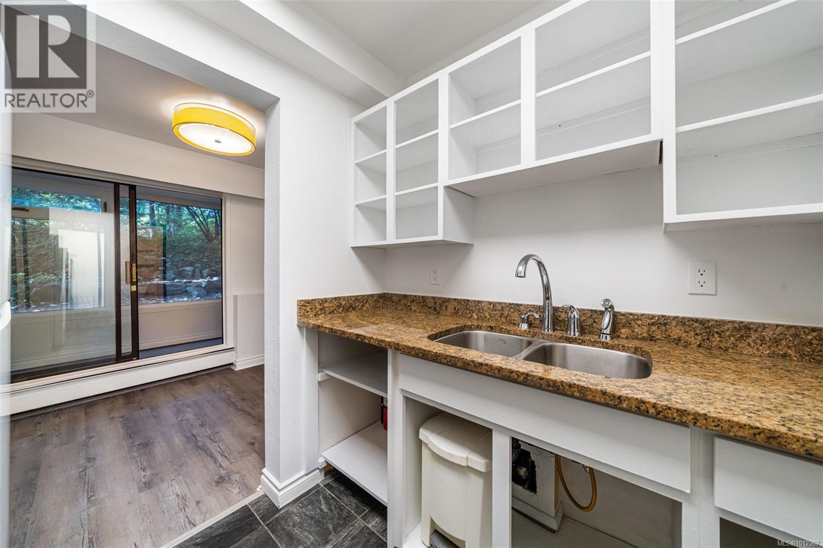 Photo 11 of 117 1005 Mckenzie Ave, Saanich BC
