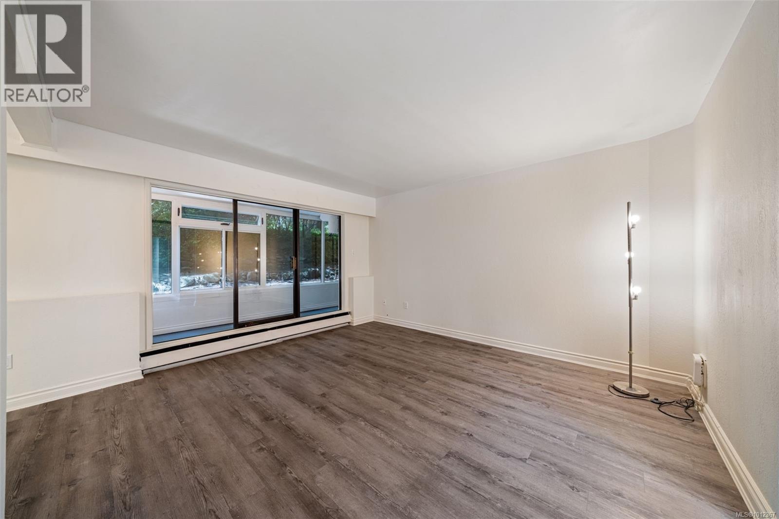 Photo 17 of 117 1005 Mckenzie Ave, Saanich BC