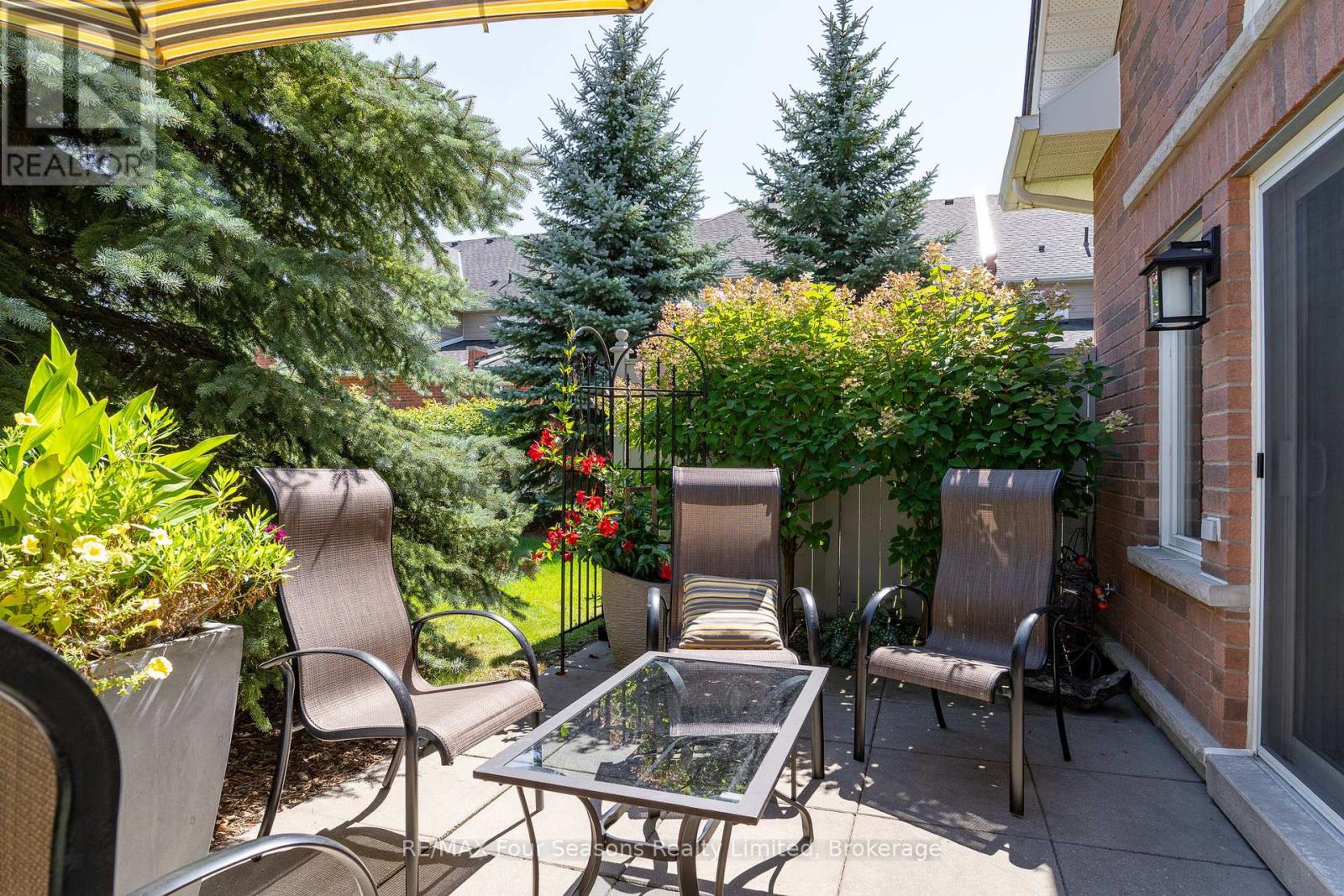 Photo 4 of 13 Westmount Mews, Collingwood ON