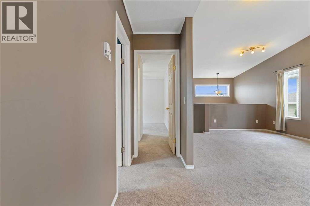 Photo 7 of 10713 72 Avenue, Grande Prairie AB