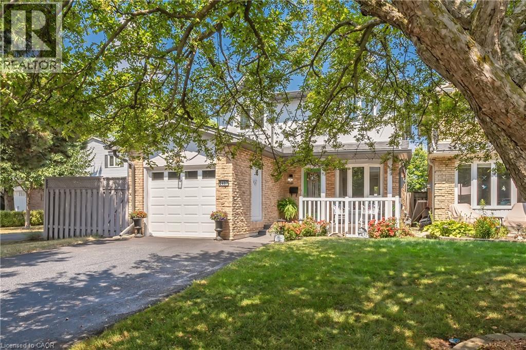 Photo 1 of 2407 Hemlock Court, Burlington ON