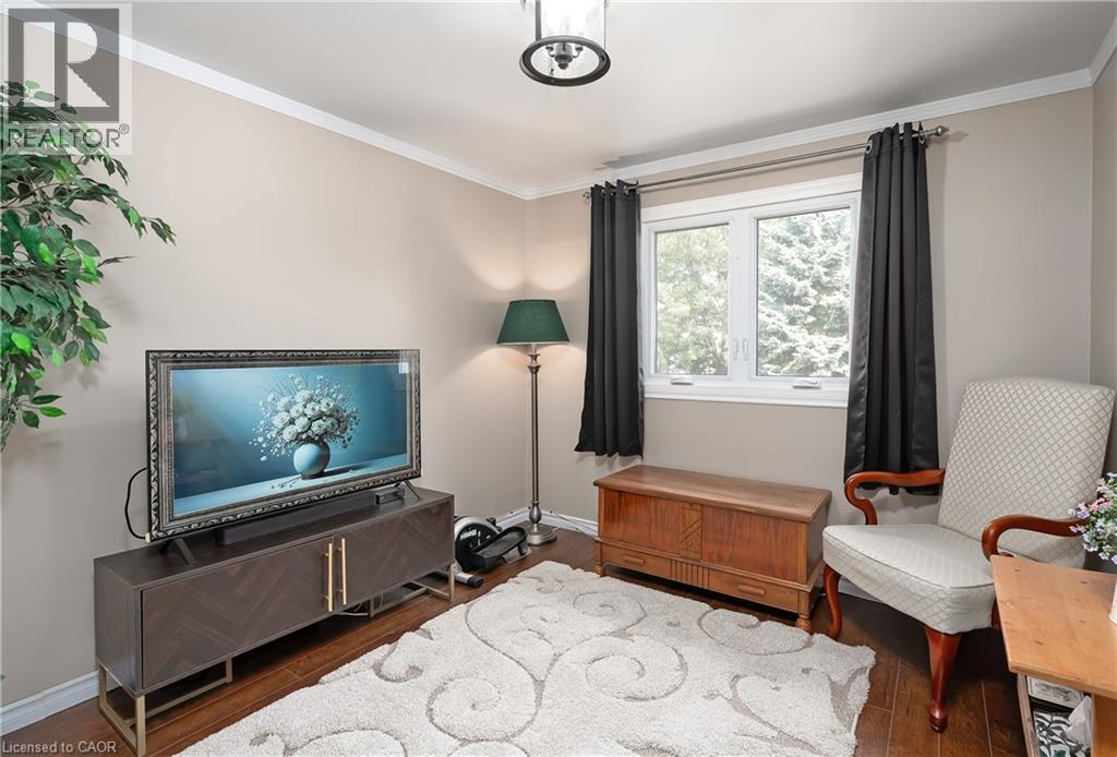 Photo 20 of 2407 Hemlock Court, Burlington ON