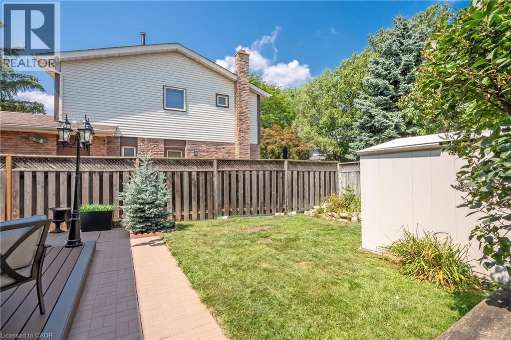 Photo 29 of 2407 Hemlock Court, Burlington ON
