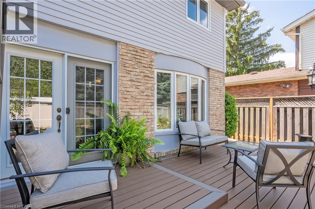 Photo 33 of 2407 Hemlock Court, Burlington ON