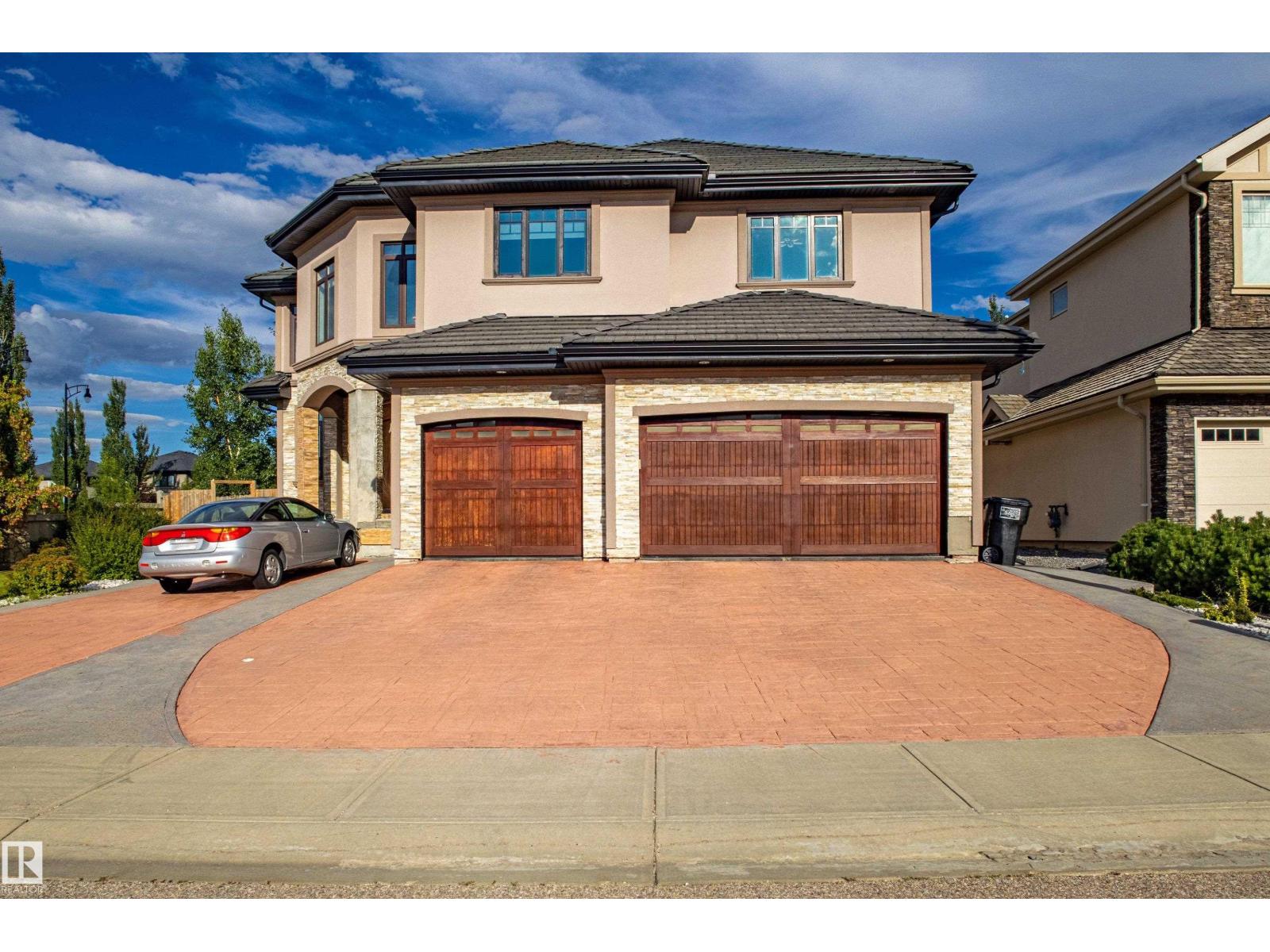 Photo 1 of 4103 Westcliff Heath He Sw Sw, Edmonton AB